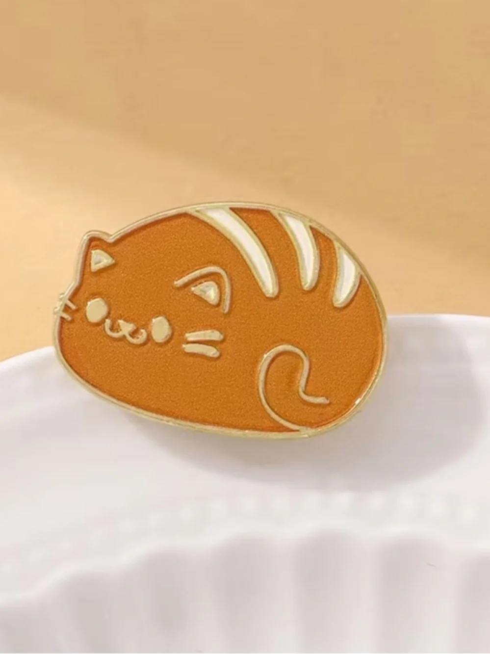 Orange Cat Enamel Pin - Cute Cat Brooch for Cat Lovers